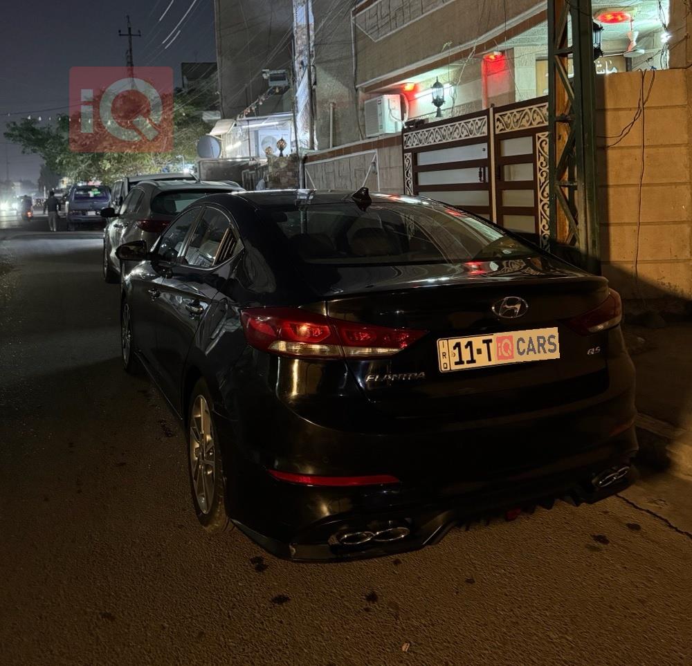 هیۆندای ئەلەنترا